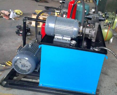 <a href=http://m.gzbtf.cn/news_article?news_id=108>液壓設(shè)備</a>